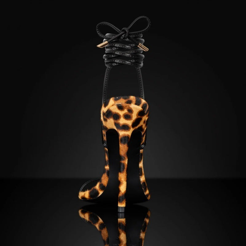 Spitze Riemchen-Schuhe mit Schnalle & Gummisohle, Größen 34–45