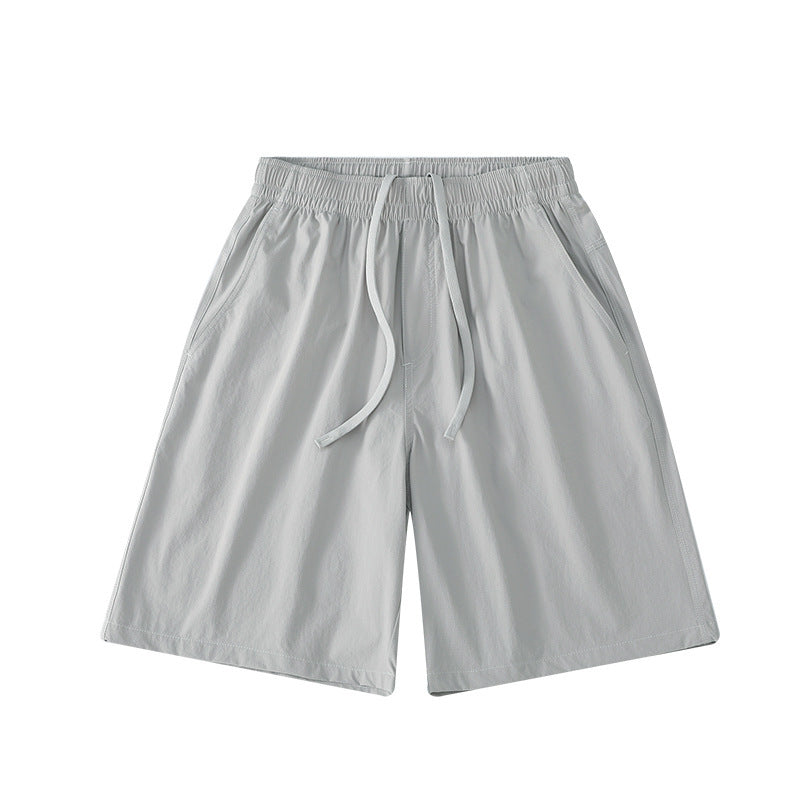 Sommerliche, dreilagige Freizeithose aus Nylon mit vollem elastischem Faseranteil – leicht und modisch.