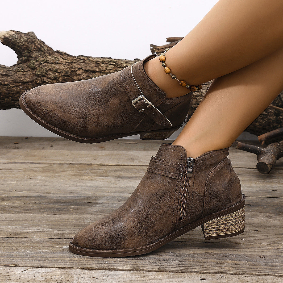 Herbstliche spitze Damenstiefel