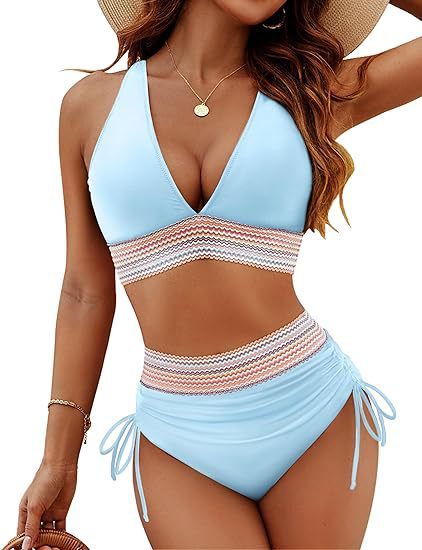 Modischer Damen-Bikini mit hohem Bund und Schlitz