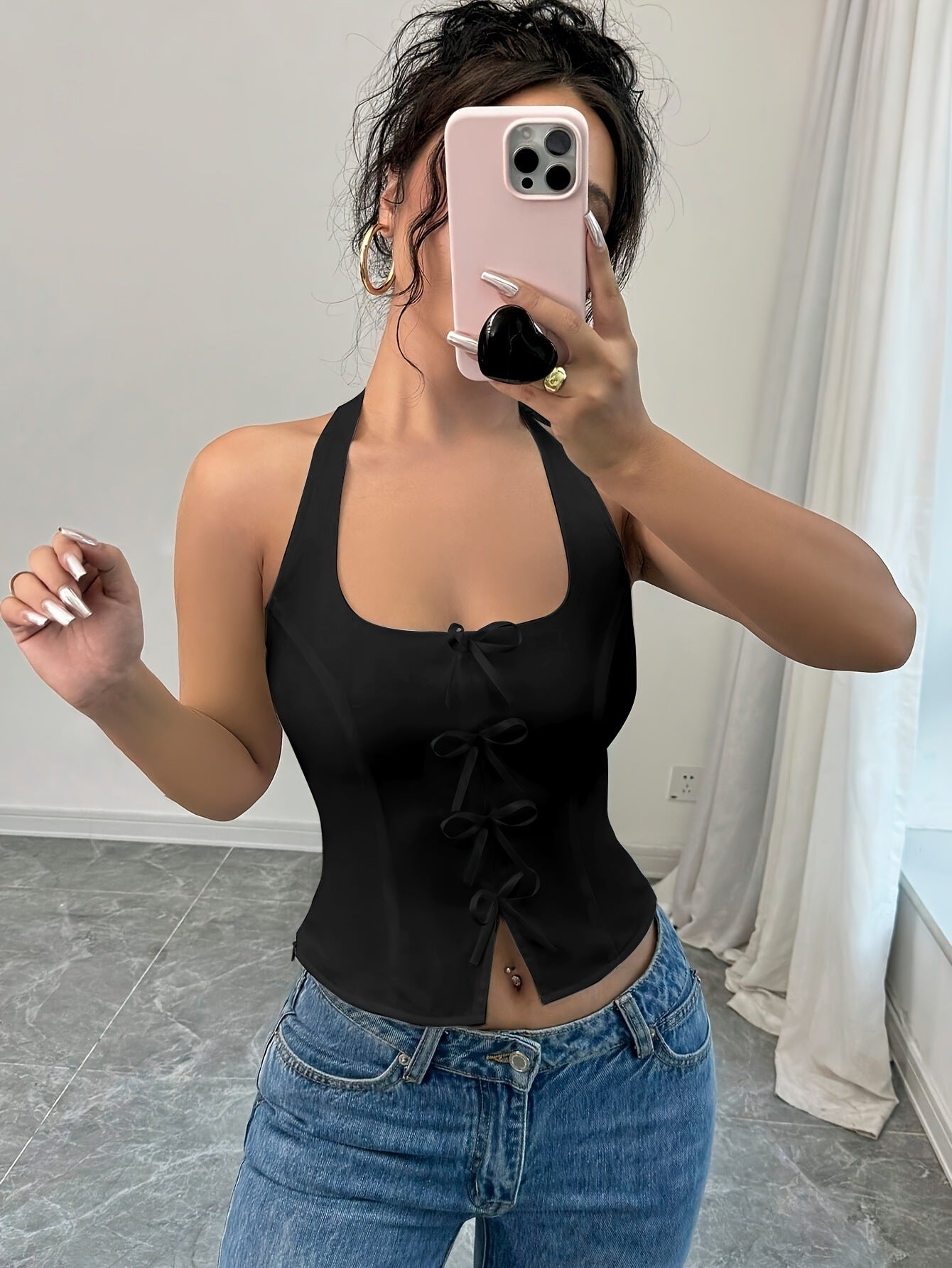 Stilvolles Damen-Top im Minimal-Design