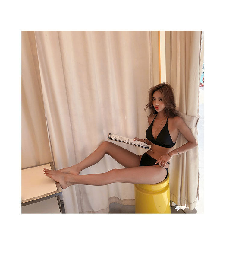 Sexy Badeanzug in Unifarben mit tiefem V-Ausschnitt und Raffungen, schmal geschnitten für heiße Quellen