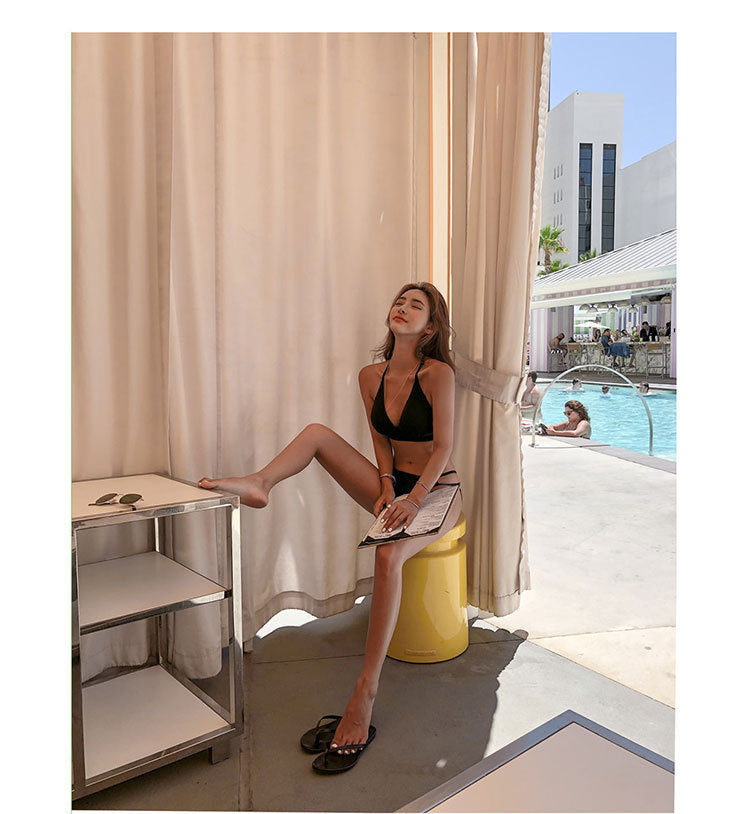 Sexy Badeanzug in Unifarben mit tiefem V-Ausschnitt und Raffungen, schmal geschnitten für heiße Quellen