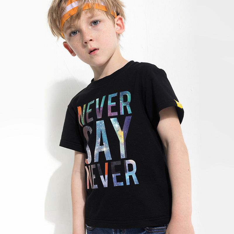 Kinder-T-Shirt mit Buchstabenaufdruck