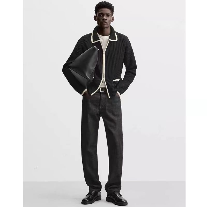 Modischer Herren-Cardigan mit kontrastfarbenem Reißverschluss