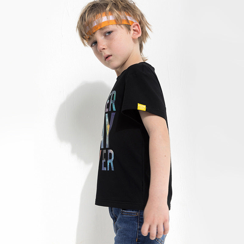 Kinder-T-Shirt mit Buchstabenaufdruck