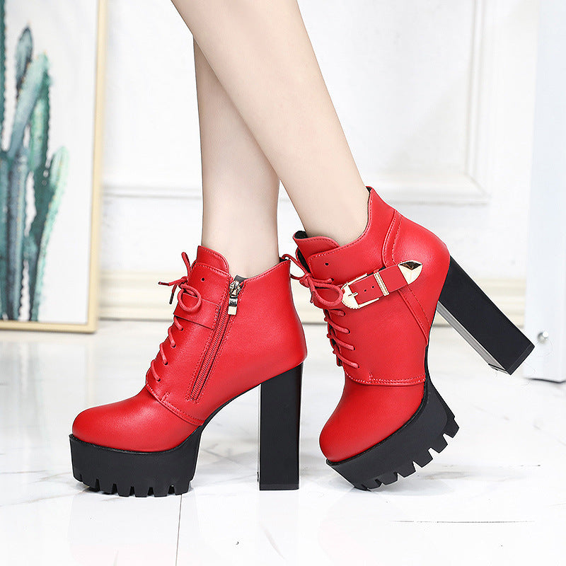 Neue wasserdichte Plateau-High Heels im britischen Stil mit klobigem Absatz