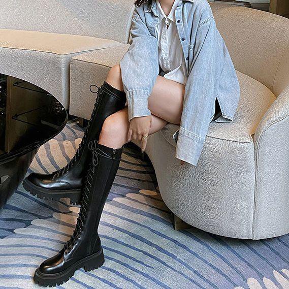 Damen Stiefel in Schwarz mit Reißverschluss