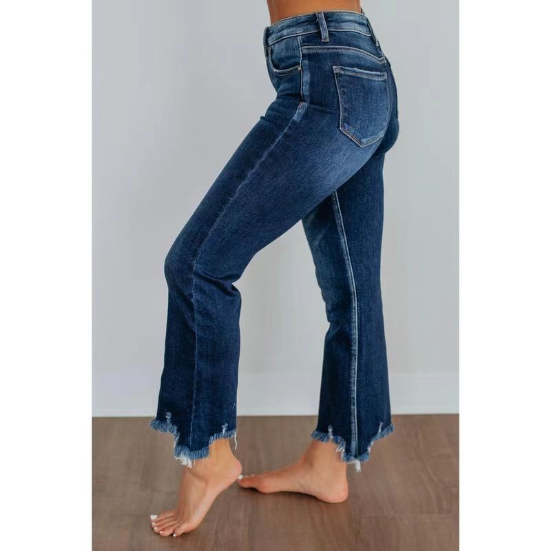 Lässige Damen-Jeans in Unifarbe, handgetragen