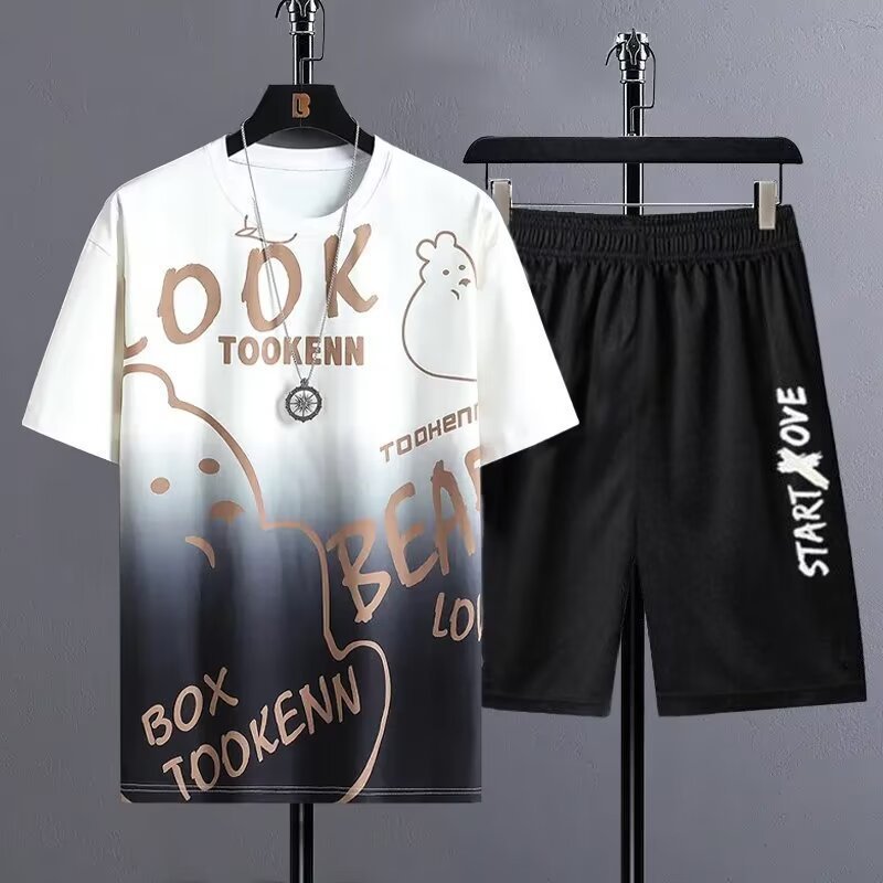 Sommerliche Herrenmode Anzug aus Eisseide