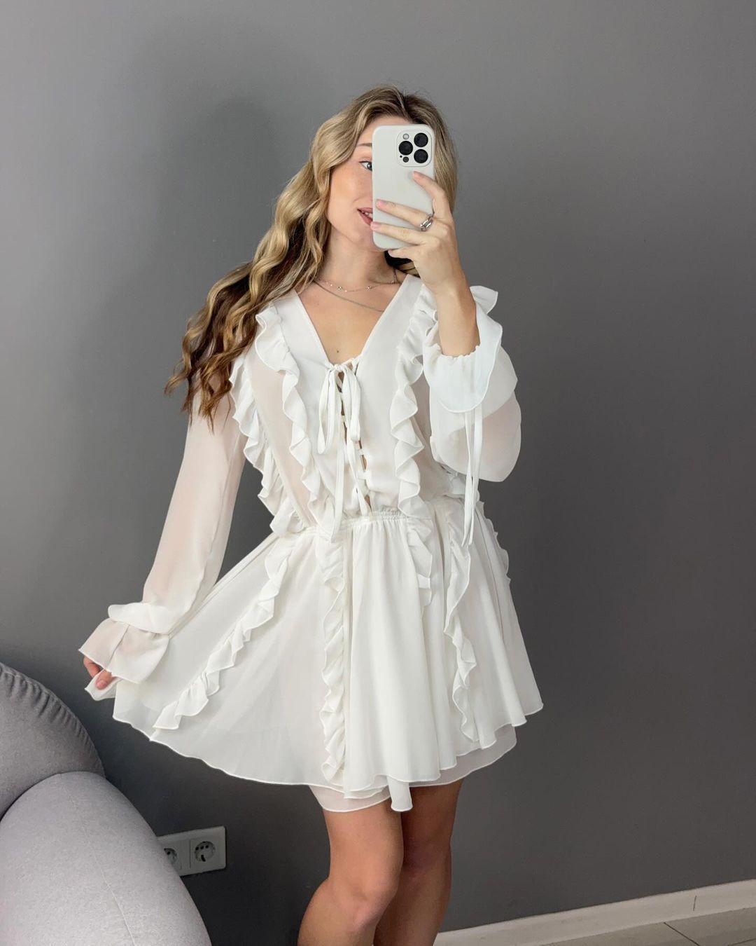 Basic Chiffonkleid mit elastischer Taille und langen Ärmeln, S–L