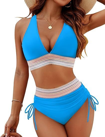 Modischer Damen-Bikini mit hohem Bund und Schlitz