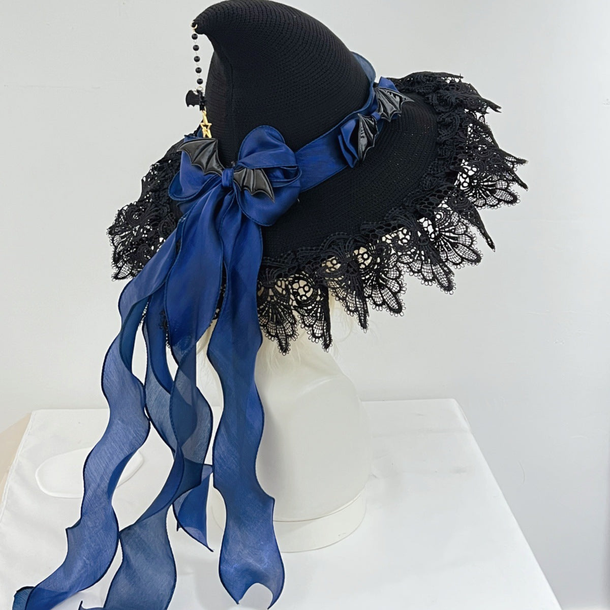 Handgefertigter dunkler Teufel Gothic Lolita Spitzenhexenhut