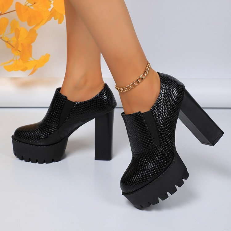 Trendige Karo High Heels