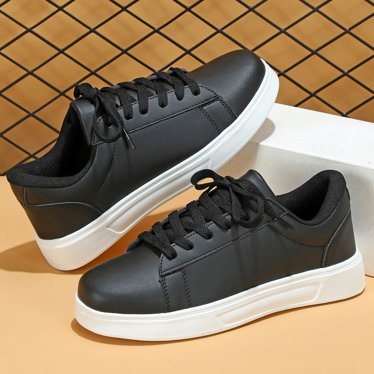 Casual Plateau Skate Sneaker – Streetwear Style