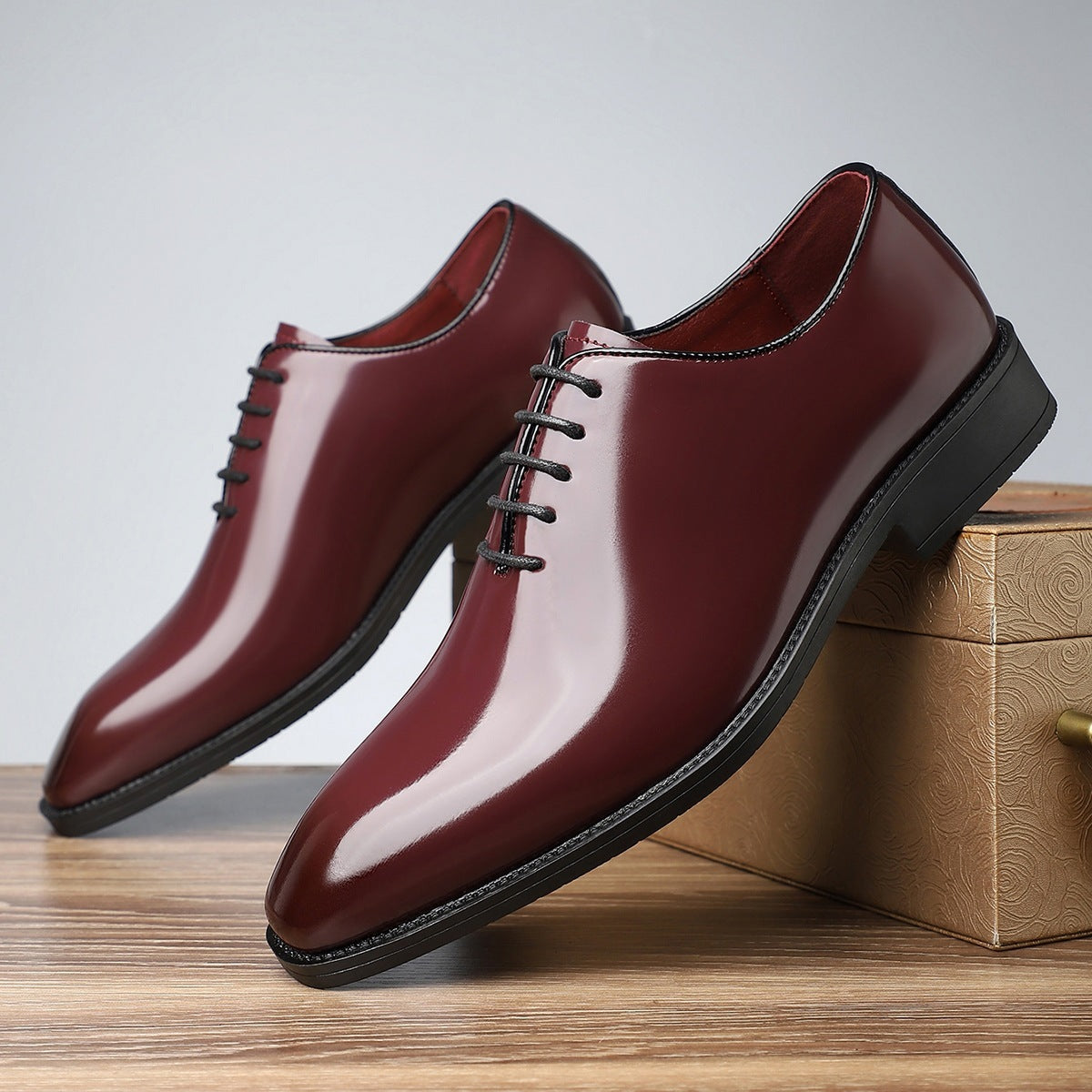 Herren Outdoor-Sneaker aus Kunstleder, atmungsaktiv & robust, Größe 39–48