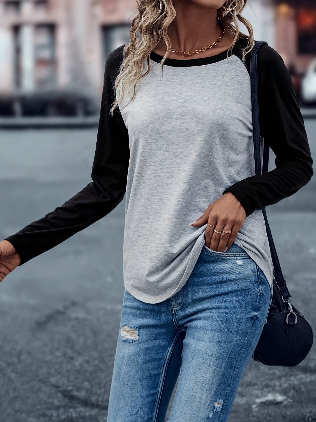 Modisches T-Shirt mit Farbakzenten – Simple & chic