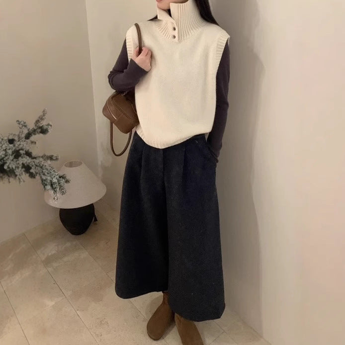 Vielseitige, ärmellose Strickweste aus kunstvollem Netzgewebe