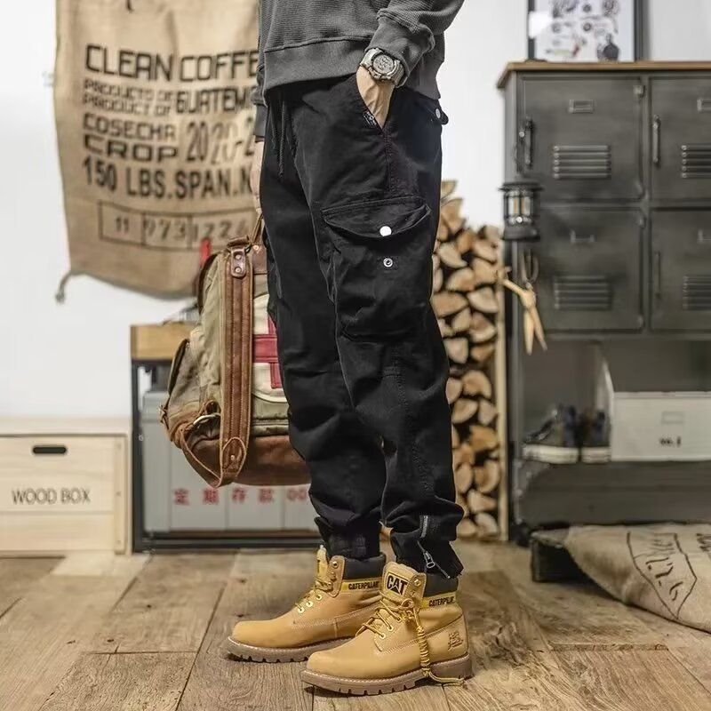 Sport- & Freizeithose mit Kordelzug aus elastischem Funktionsmaterial