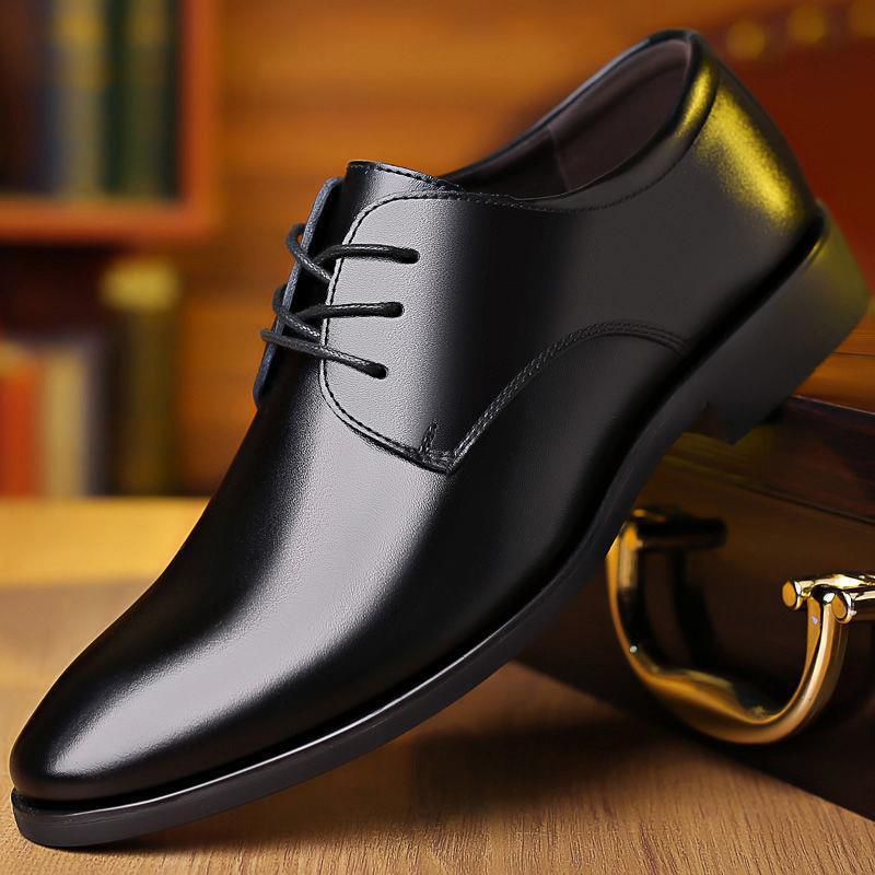 Elegante Spitzschuhe mit Leder-Zehenkappe, Schwarz/Braun, Größen 38–46