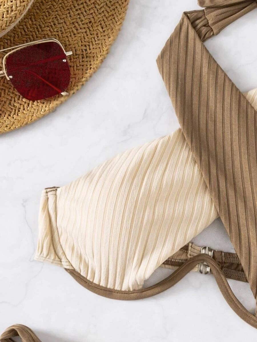 Bikini Damen Badeanzug Zweifarbig Hängender Ausschnitt Gekreuzter Rücken Schmale Rückenpartie