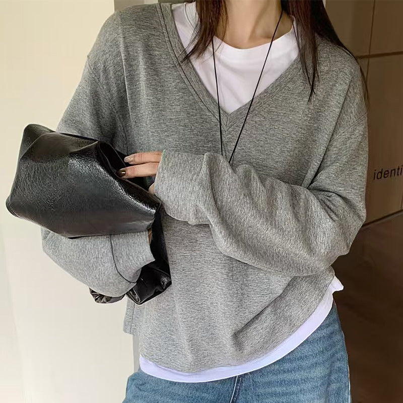 Stylisches Korean-Style V-Neck Shirt mit freien Schultern