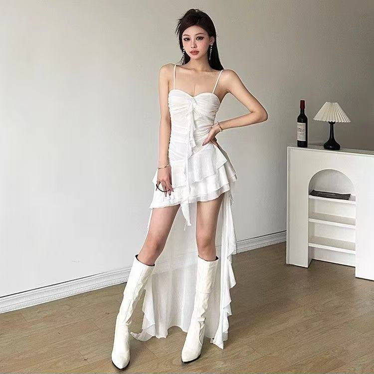 Romantisches Damenkleid – Rüschen