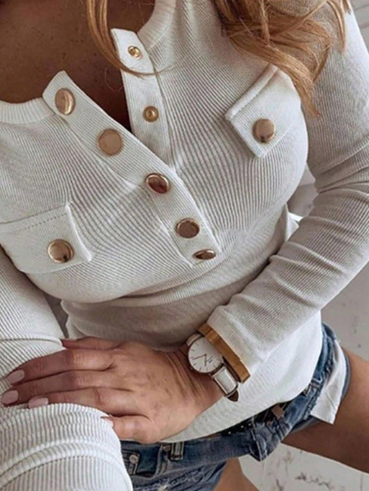 Schmal geschnittenes, lässiges Langarmshirt mit eckigem Kragen