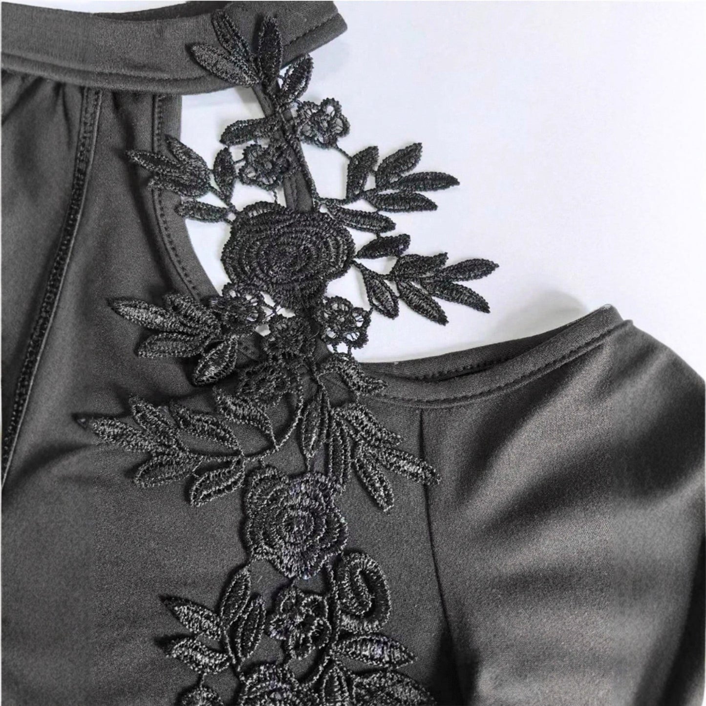 Sexy Slim-Fit Top mit ausgesparten Schultern
